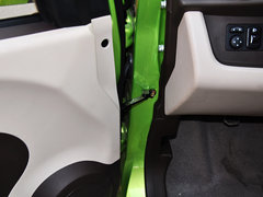 2013款 1.0L 手动 舒适型