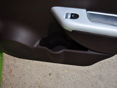 2013款 1.0L 手动 舒适型