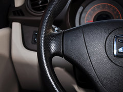 2013款 1.0L 手动 舒适型