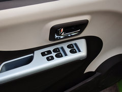 2013款 1.0L 手动 舒适型