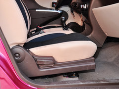 2013款 1.0L 手动 精英型