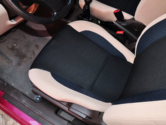 2013款 1.0L 手动 精英型