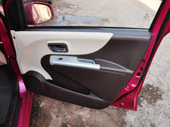 2013款 1.0L 手动 精英型