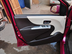 2013款 1.0L 手动 精英型