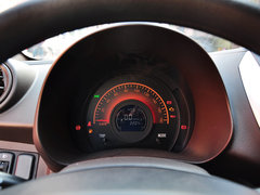 2013款 1.0L 手动 精英型