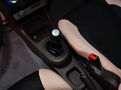2013款 1.0L 手动 精英型