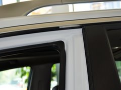 2013款 2.4L 自动 两驱豪华版 5座