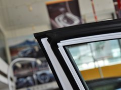 2013款 2.4L 自动 两驱豪华版 5座