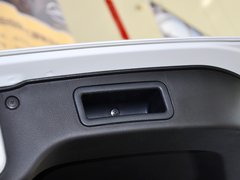 2013款 2.4L 自动 两驱豪华版 5座