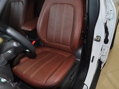 2013款 2.4L 自动 两驱豪华版 5座