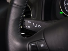 2013款 2.4L 自动 两驱豪华版 5座
