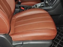 2013款 2.4L 自动 两驱豪华版 5座