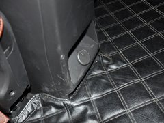 2013款 2.4L 自动 两驱豪华版 5座