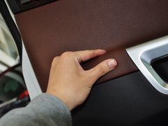 2013款 2.4L 自动 两驱豪华版 5座