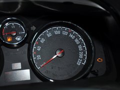 2013款 2.4L 自动 两驱豪华版 5座