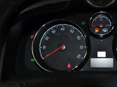 2013款 2.4L 自动 两驱豪华版 5座