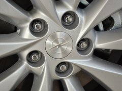 2013款 2.4L 自动 两驱豪华版 5座