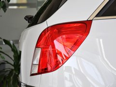 2013款 2.4L 自动 两驱豪华版 5座