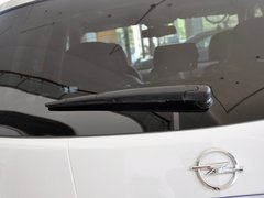 2013款 2.4L 自动 两驱豪华版 5座