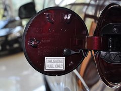 2013款 2.4L 自动 两驱豪华版 5座