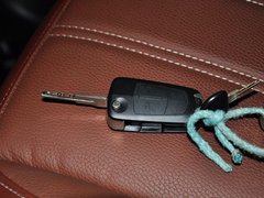2013款 2.4L 自动 两驱豪华版 5座