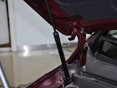 2013款 2.4L 自动 两驱豪华版 5座