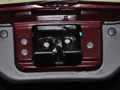 2013款 2.4L 自动 两驱豪华版 5座