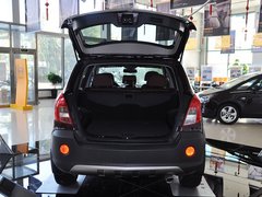 2013款 2.4L 自动 两驱豪华版 5座