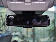 2013款 2.4L 自动 两驱豪华版 5座
