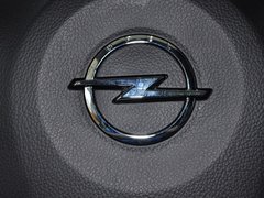 2013款 2.4L 自动 两驱豪华版 5座