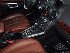 2013款 2.4L 自动 两驱豪华版 5座