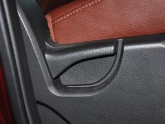 2013款 2.4L 自动 两驱豪华版 5座