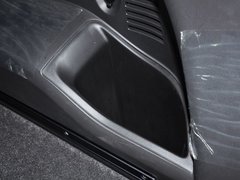 2013款 2.4L 自动 两驱豪华版 5座