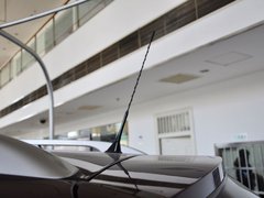 2013款 2.4L 自动 两驱豪华版 5座