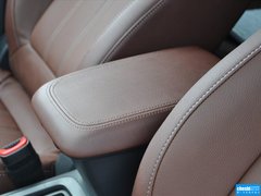 2013款 2.4L 自动 四驱豪华版 5座