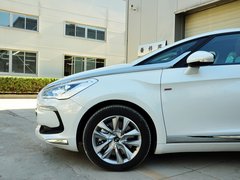 2013款 1.6T 自动 豪华版 THP200