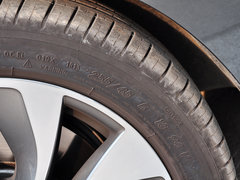2013款 1.6T 自动 尊享版 THP200