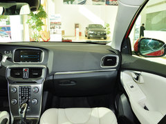 沃尔沃V40 2014款 2.0T 自动 智雅版