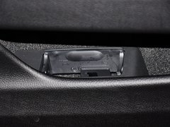 2014款 525Li 领先型