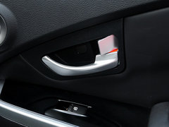 2014款 2.0L 手动 两驱 舒适导航版 5座