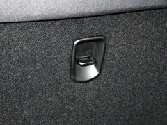 2014款 2.0L 手动 两驱 舒适导航版 5座