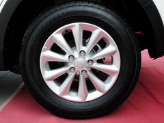 2014款 2.0L 手动 两驱 舒适导航版 5座