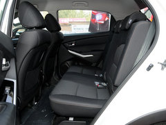 2014款 2.0L 手动 两驱 舒适导航版 5座