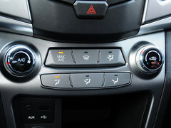 2014款 2.0L 手动 两驱 舒适导航版 5座