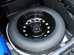 2014款 2.0L 手动 两驱 舒适导航版 5座