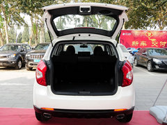 2014款 2.0L 手动 两驱 舒适导航版 5座