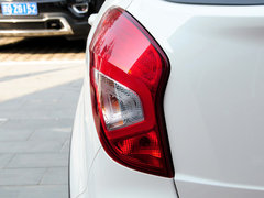 2014款 2.0L 手动 两驱 舒适导航版 5座