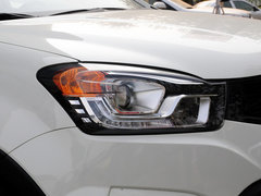 2014款 2.0L 手动 两驱 舒适导航版 5座