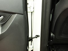 2014款 2.0L 手动 两驱 舒适导航版 5座