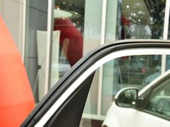 2014款 2.0L 手动 两驱 舒适导航版 5座